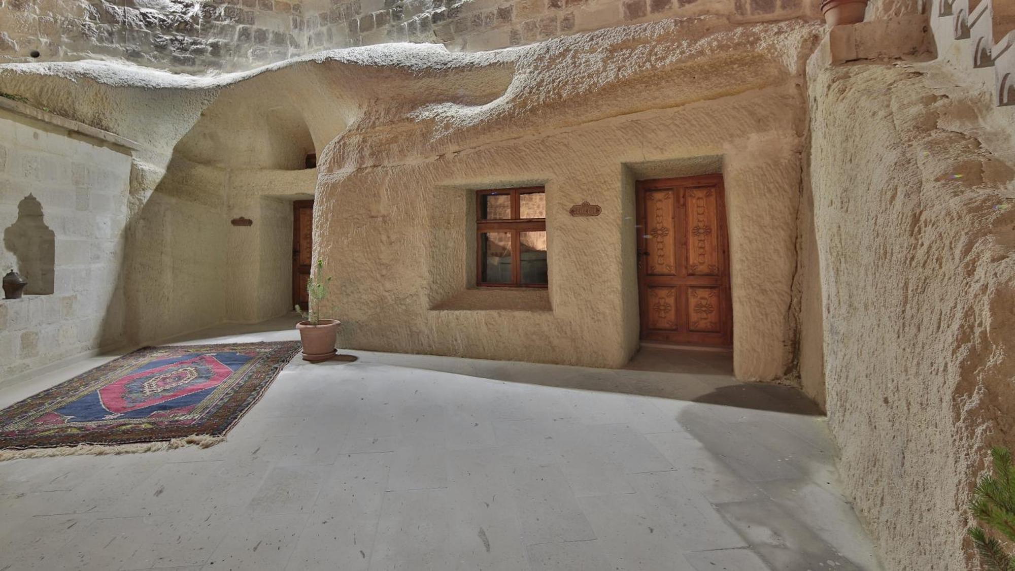 Phocas Cave Suites Göreme Kamer foto