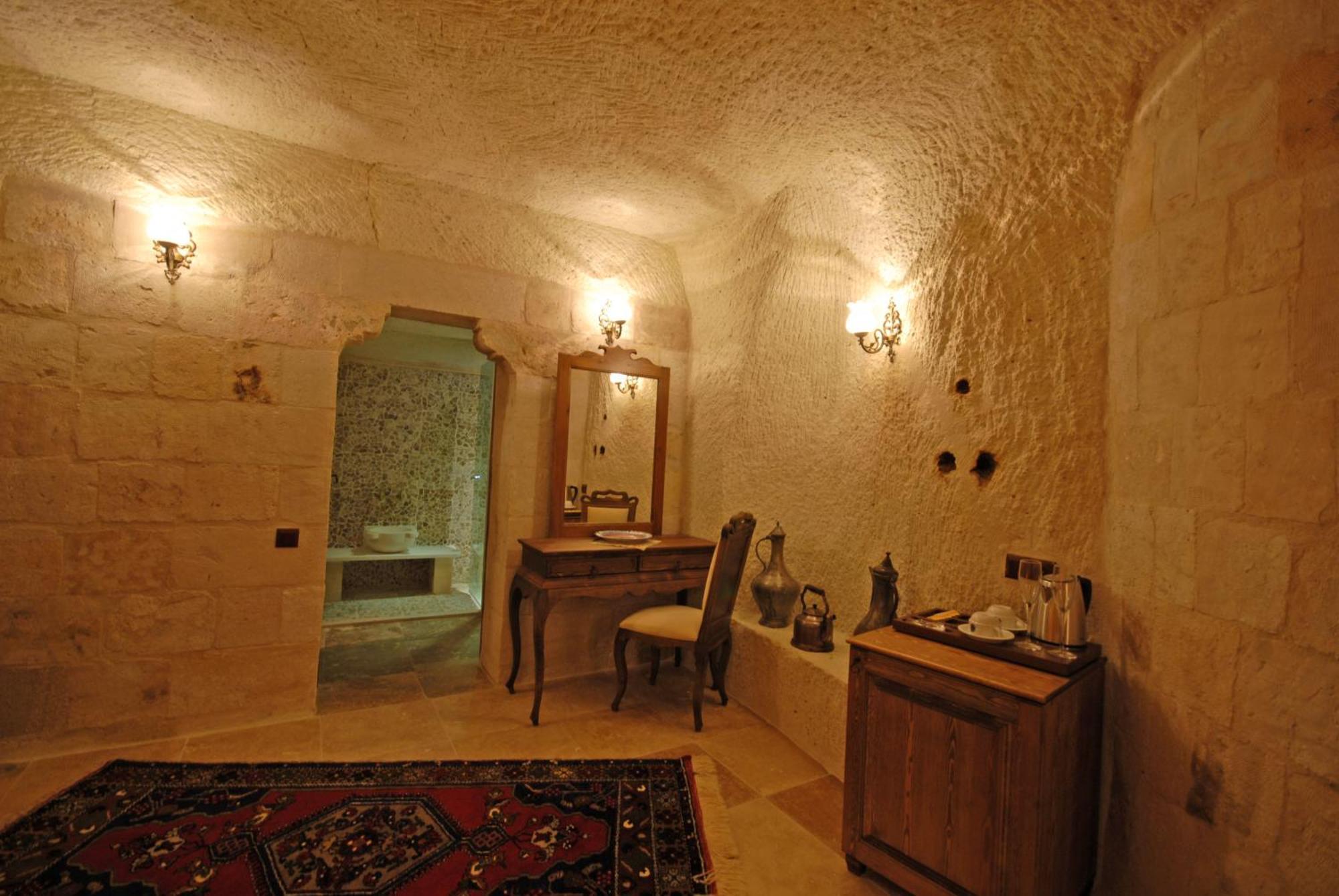 Phocas Cave Suites Göreme Kamer foto